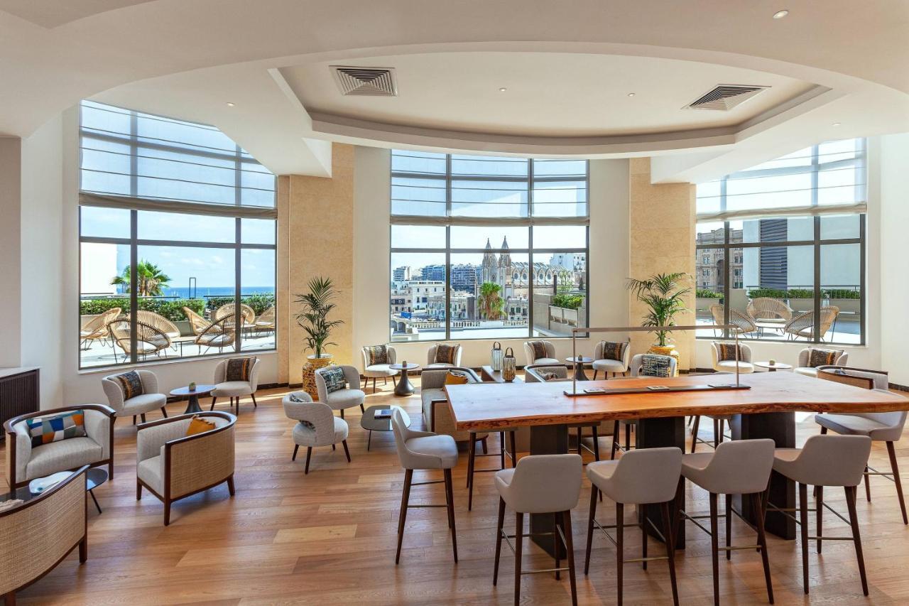 Malta Marriott Resort & Spa Saint Julian's Exterior photo The Club lounge at the airport