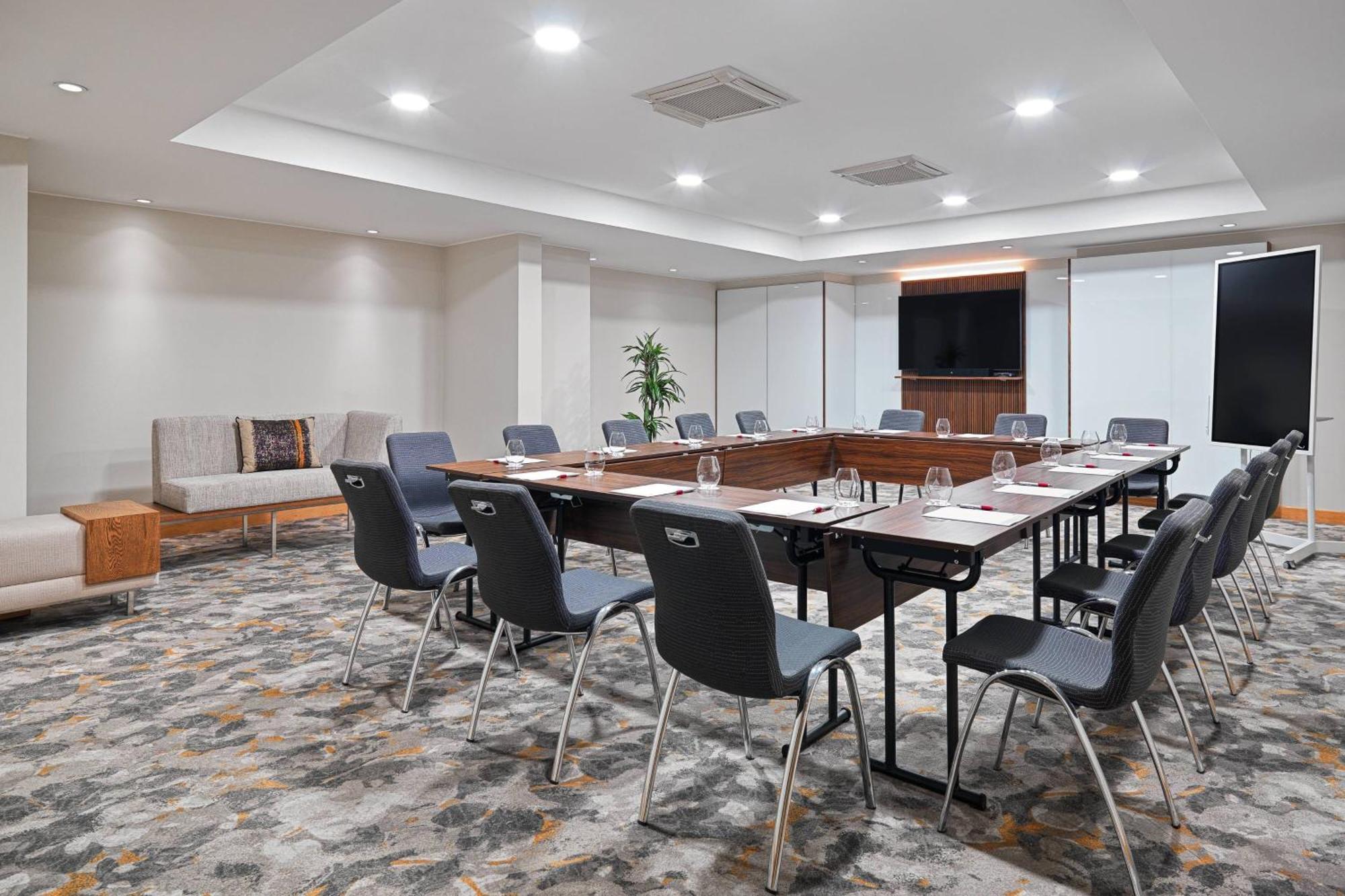 Malta Marriott Resort & Spa Saint Julian's Exterior photo Meeting room