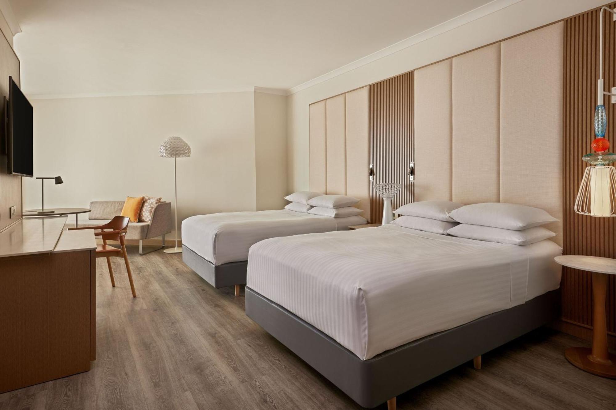 Malta Marriott Resort & Spa Saint Julian's Exterior photo A guest room at the Hilton Garden Inn in San Francisco
